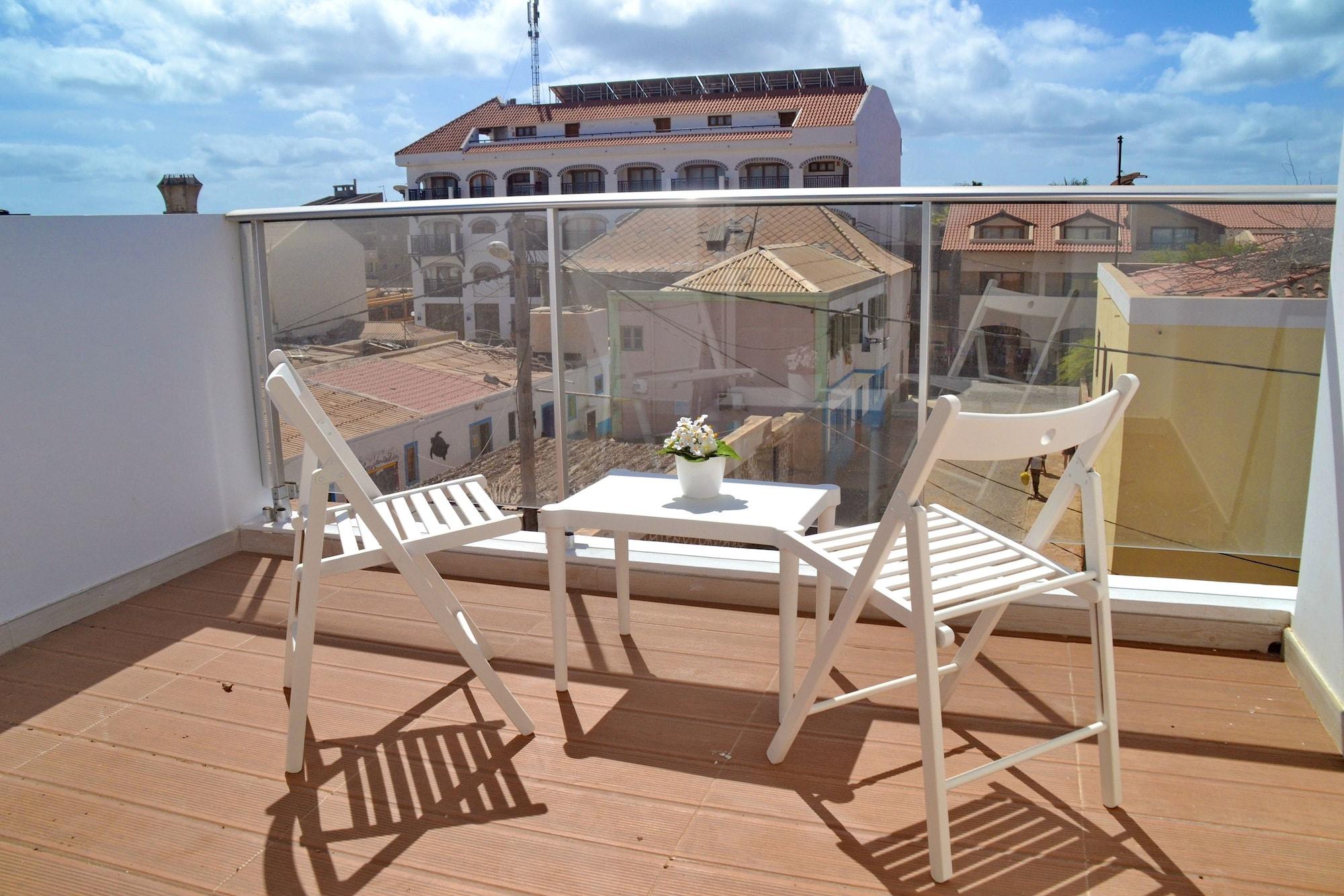 Ouril Hotel Julia Santa Maria Esterno foto