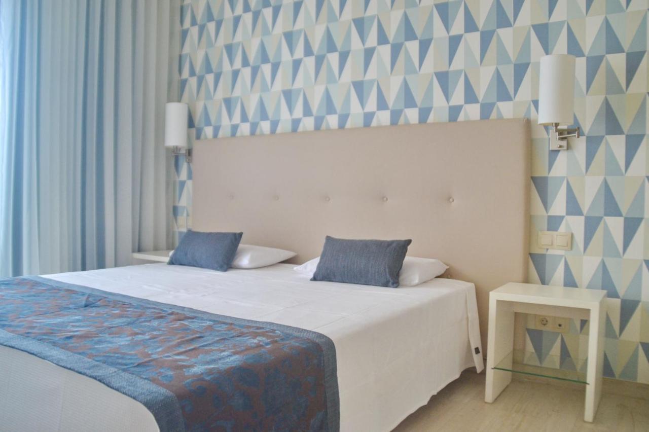 Ouril Hotel Julia Santa Maria Esterno foto